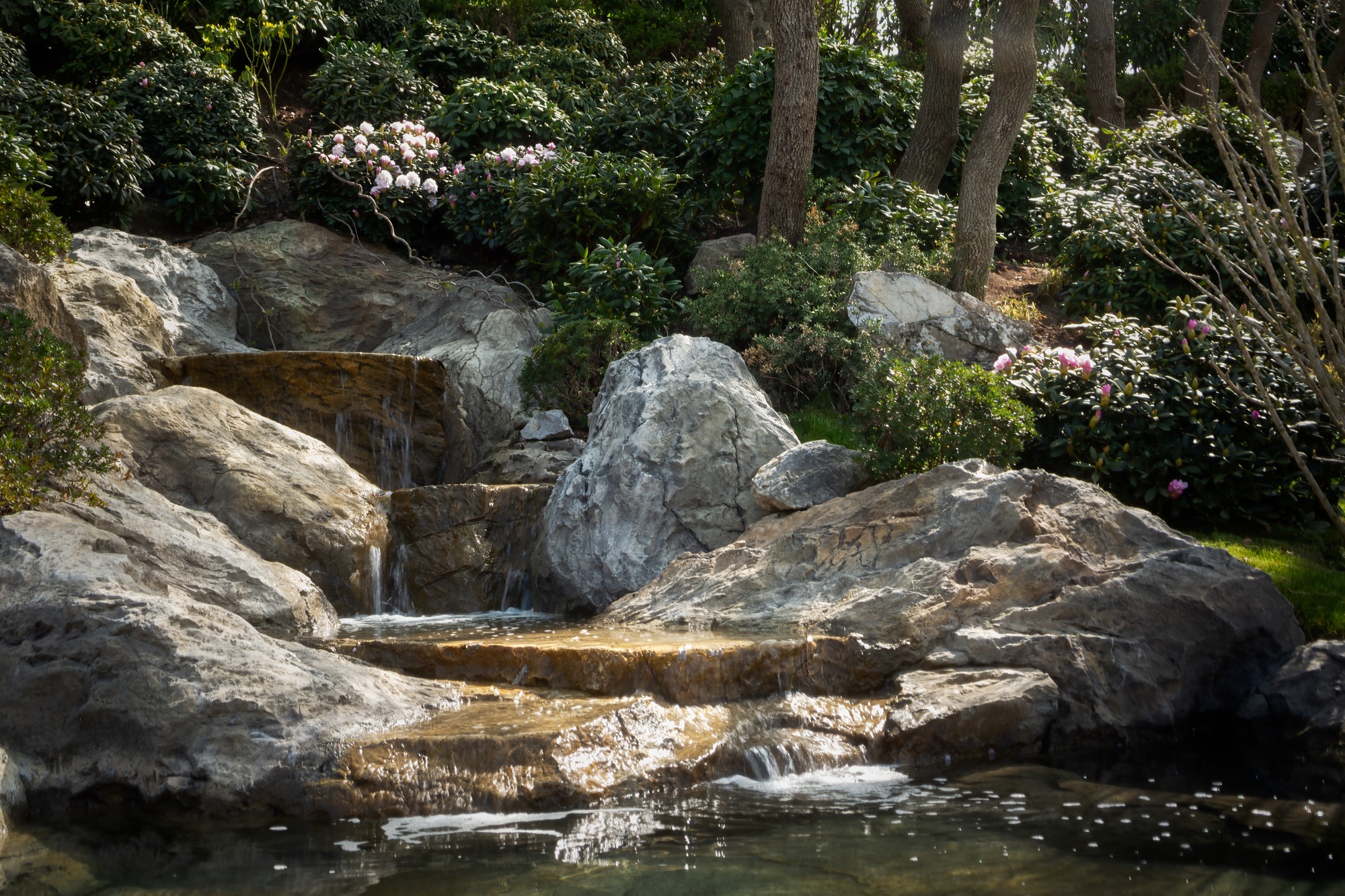 Decorative waterfall park